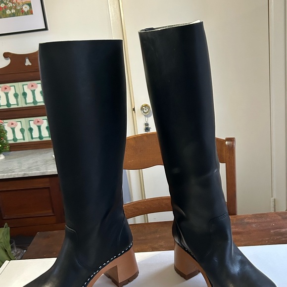 Swedish Hasbeens Black Heeled Boots NIB - Picture 3 of 9